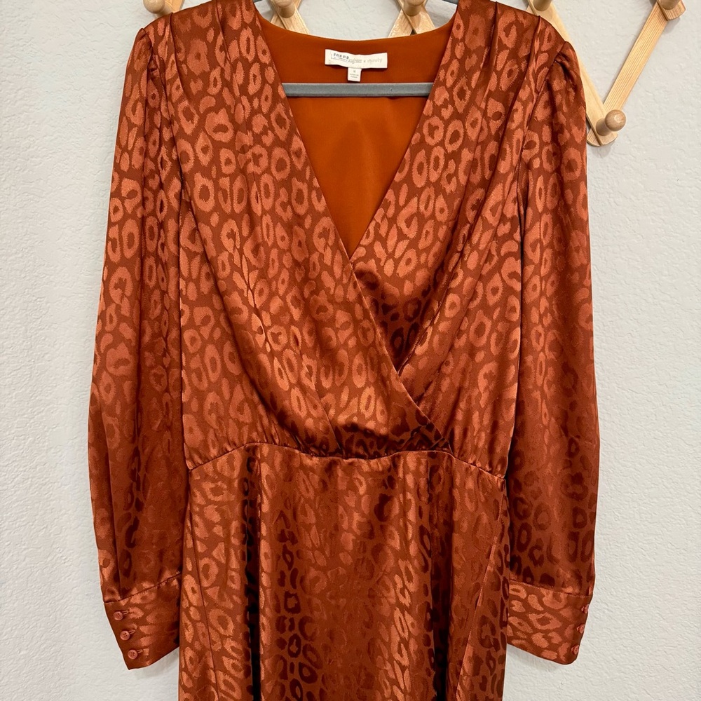 Favorite Daughter Rust Jacquard Satin Wrap Midi Dress - Picture 6 of 9